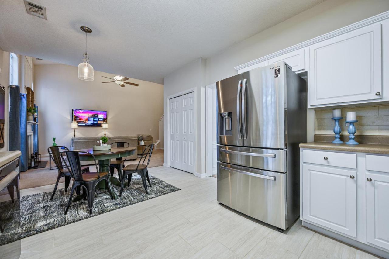 Enjoy This Amazing Home With Porch & Grill Near Dt Γούντστοκ Εξωτερικό φωτογραφία
