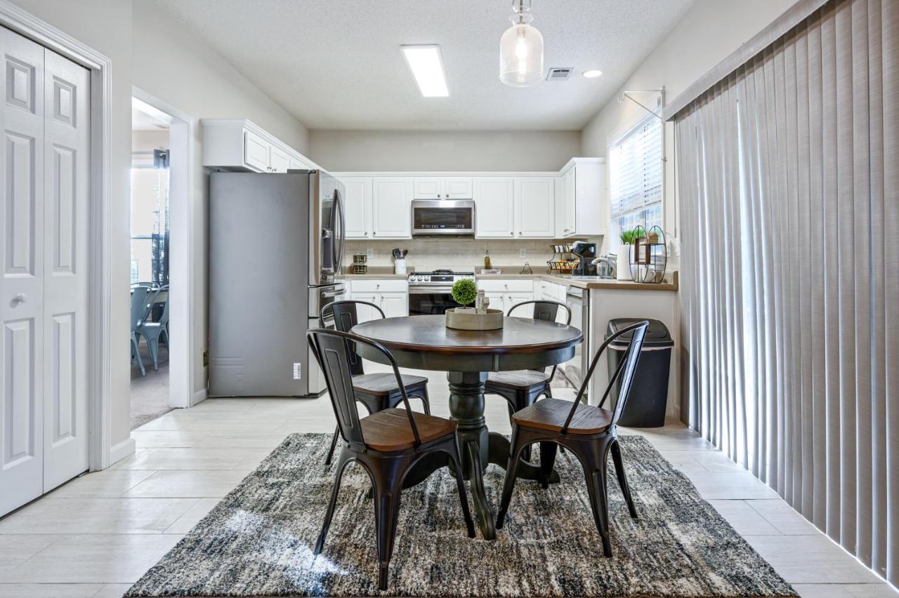 Enjoy This Amazing Home With Porch & Grill Near Dt Γούντστοκ Εξωτερικό φωτογραφία