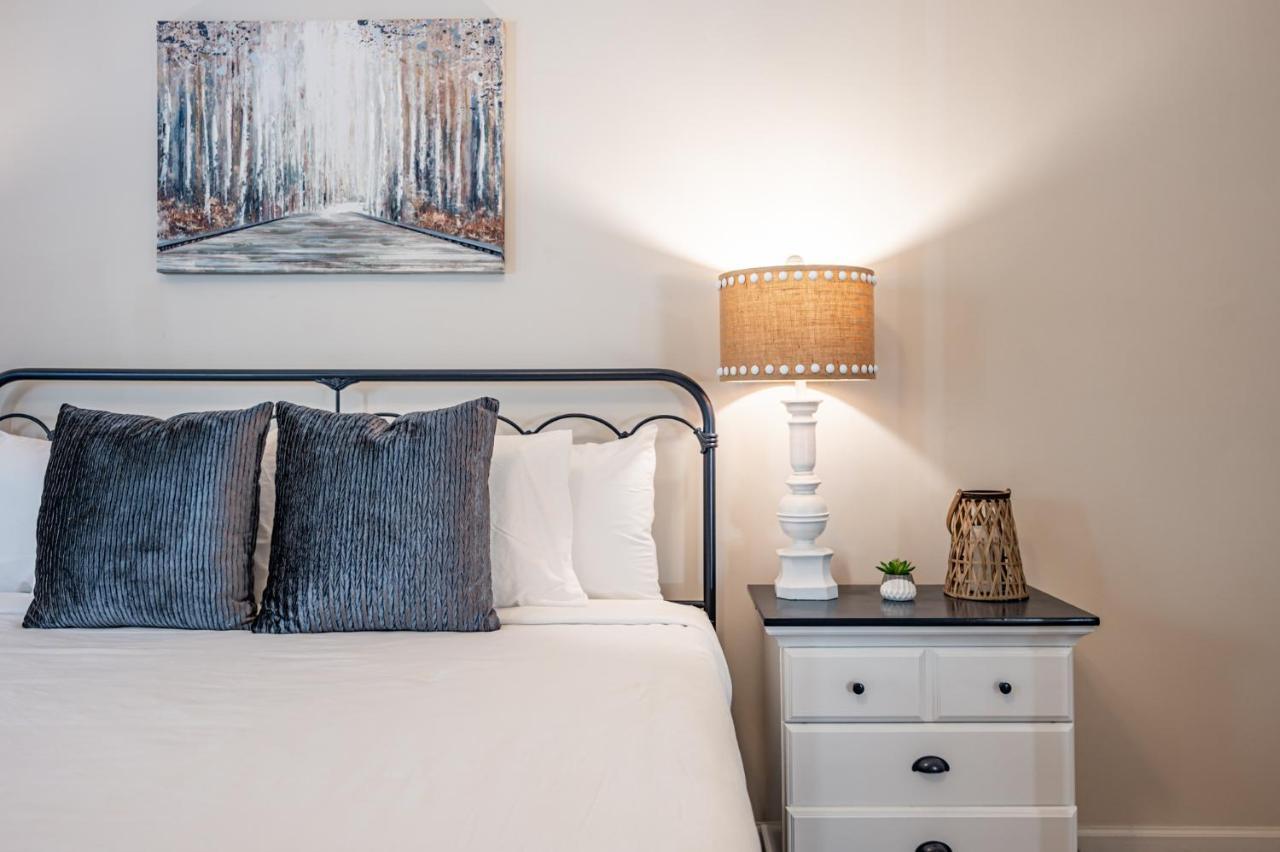 Enjoy This Amazing Home With Porch & Grill Near Dt Γούντστοκ Εξωτερικό φωτογραφία