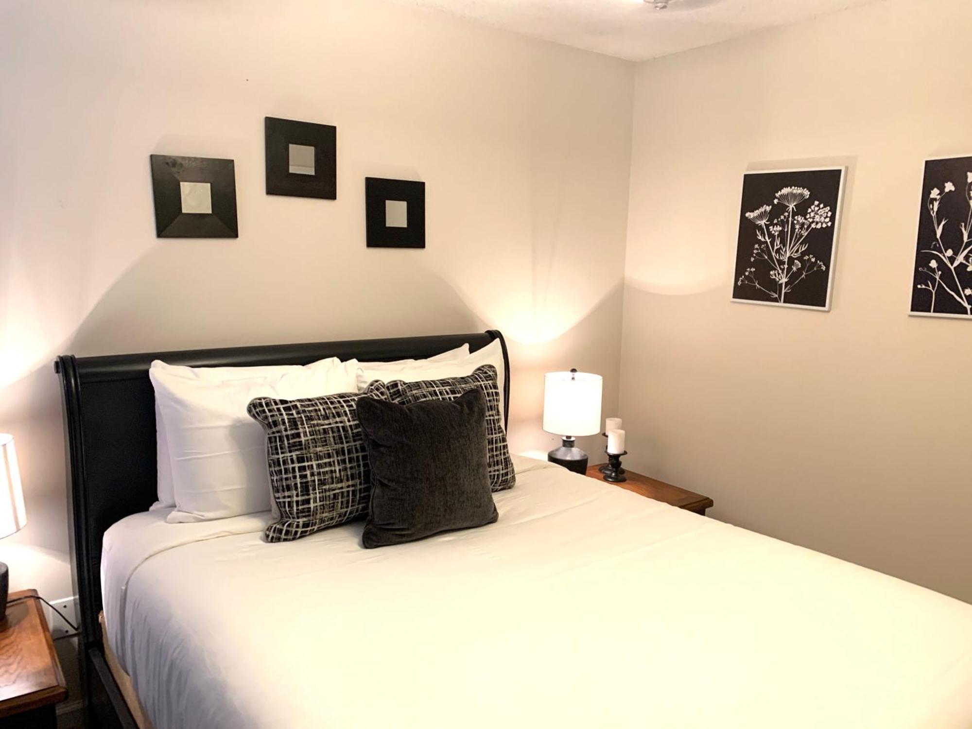 Enjoy This Amazing Home With Porch & Grill Near Dt Γούντστοκ Δωμάτιο φωτογραφία