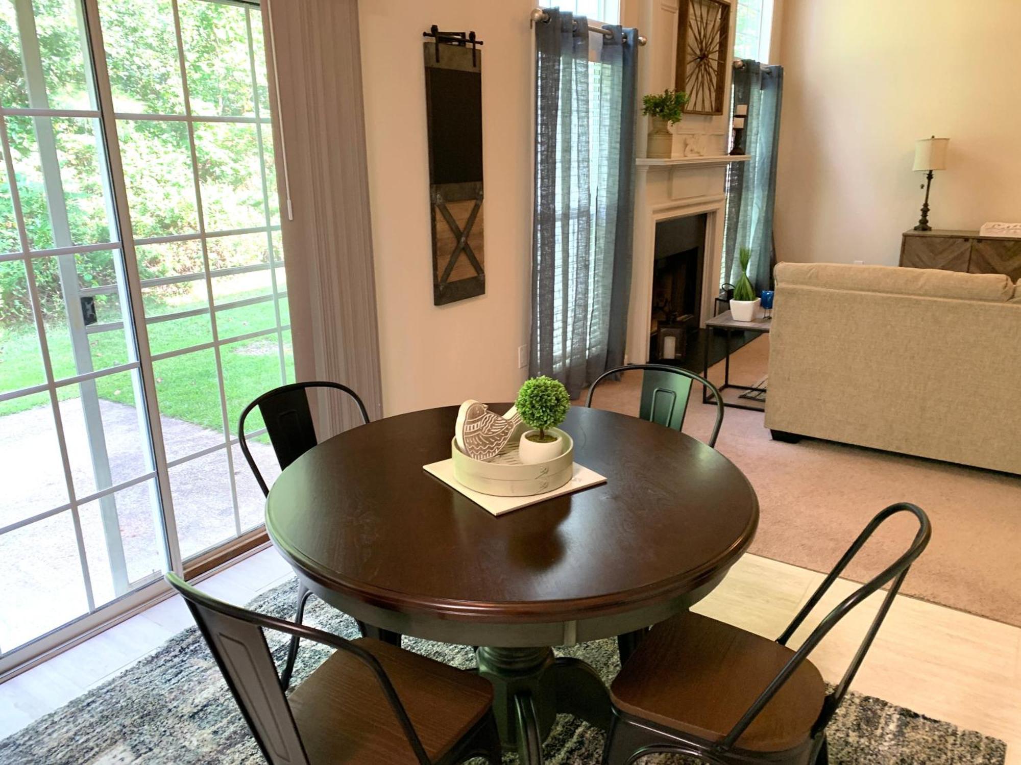 Enjoy This Amazing Home With Porch & Grill Near Dt Γούντστοκ Δωμάτιο φωτογραφία